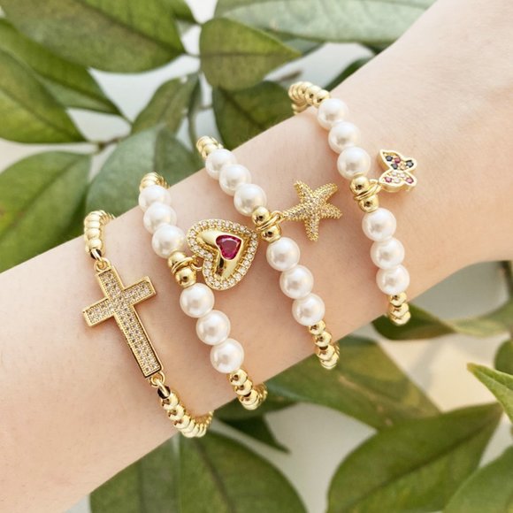 3/$35 Gold Plated Stretch Heart Charm Bracelet Copper Pearl Beads Cubic Zirconia - Picture 4 of 6